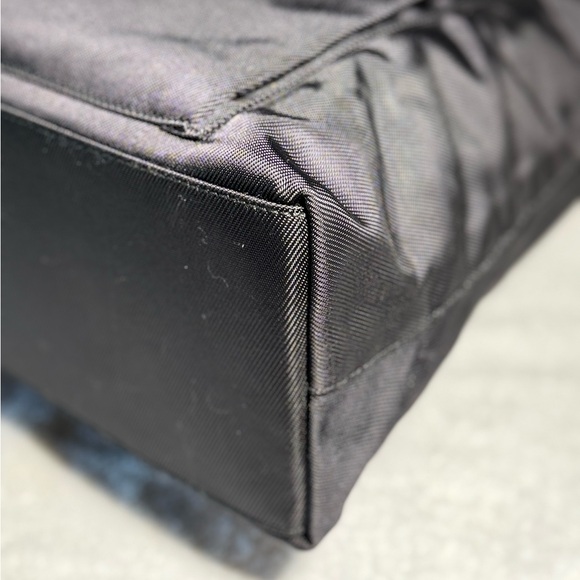 Authentic GUCCI Nylon Handbag - Picture 11 of 17